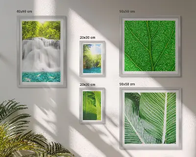 Tablou poliptic înrămat cu model de cascadă tropicală cu palmieri