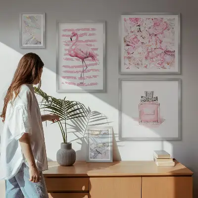Set de tablouri decorative pentru perete cu accente roz elegante și flori de flamingo