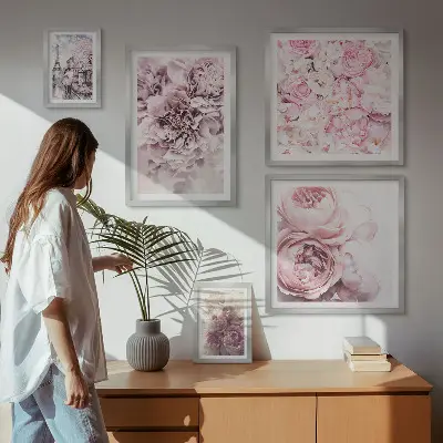 Aranjamente florale vintage cu elemente poliptice înrămate