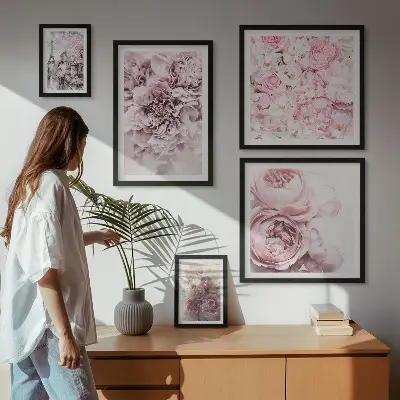 Aranjamente florale vintage cu elemente poliptice înrămate