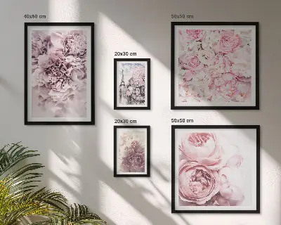 Aranjamente florale vintage cu elemente poliptice înrămate