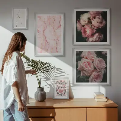 Set de tablouri decorative pentru perete cu flori roz în stil boho