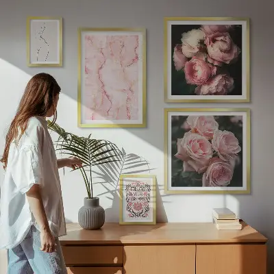 Set de tablouri decorative pentru perete cu flori roz în stil boho