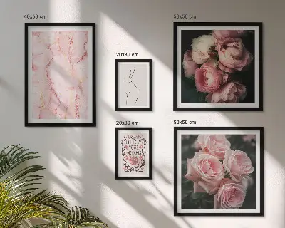Set de tablouri decorative pentru perete cu flori roz în stil boho