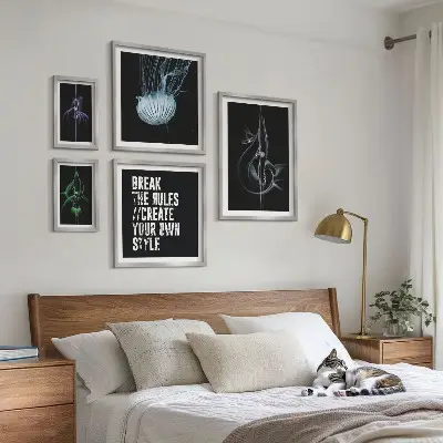 Poliptic înrămat cu motive creative abstracte