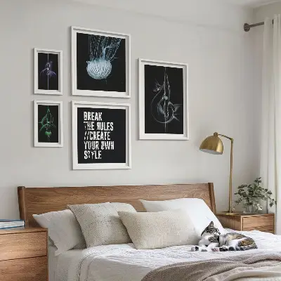 Poliptic înrămat cu motive creative abstracte