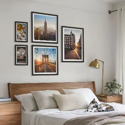 Set tablouri decorative de perete cu arhitectură urbană fermecătoare