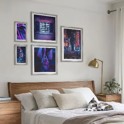Set tablouri decorative pentru perete peisaj urban nocturn cu neon