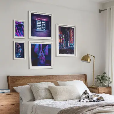 Set tablouri decorative pentru perete peisaj urban nocturn cu neon