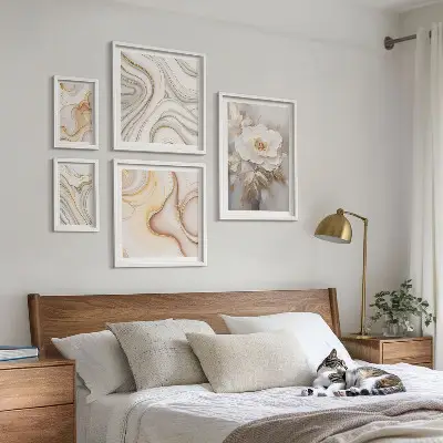 Tablou poliptic înrămat cu motive florale și eleganță abstractă