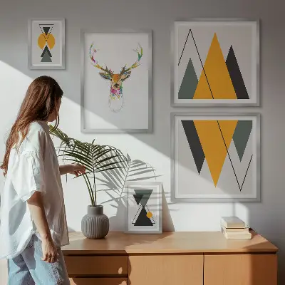 Tablou înrămat cu motive colorate în stil boho