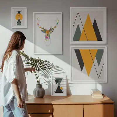 Tablou înrămat cu motive colorate în stil boho
