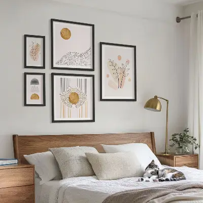 Tablou din piese multiple înrămat cu design de plante minimaliste elegante