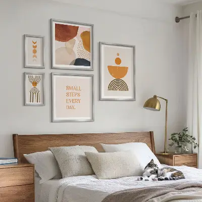 Set de tablouri decorative pentru perete cu grafică elegantă în tonuri pământii