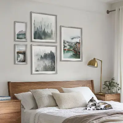 Set de tablouri decorative pentru perete peisaje montane cu cabane și apă