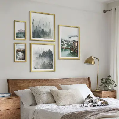 Set de tablouri decorative pentru perete peisaje montane cu cabane și apă