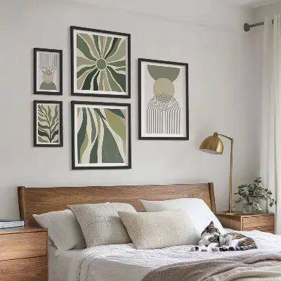 Tablou poliptic înrămat cu model de abstracțiuni elegante în nuanțe de verdeață