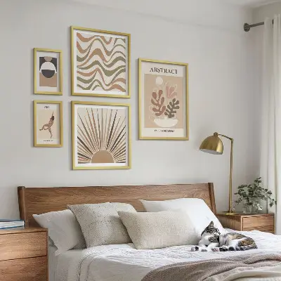 Set de tablouri decorative pentru perete cu abstracțiuni elegante ale plantelor