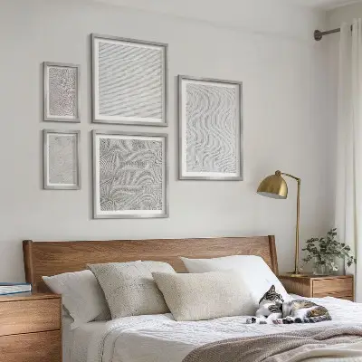 Set tablouri decorative de perete cu model geometric inspirat din structuri de nisip
