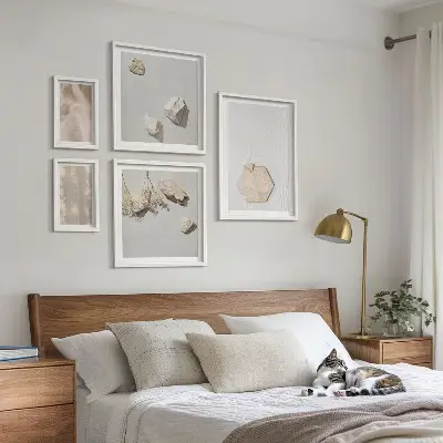 Poliptic înrămat cu texturi naturale subtile în stil boho