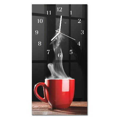Ceas de sticlă pe perete vertical O ceașcă de cafea