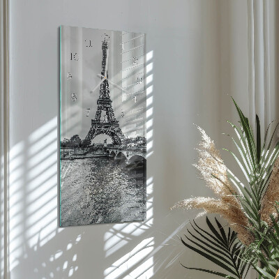 Ceas de sticlă pe perete vertical Vedere a Turnului Eiffel