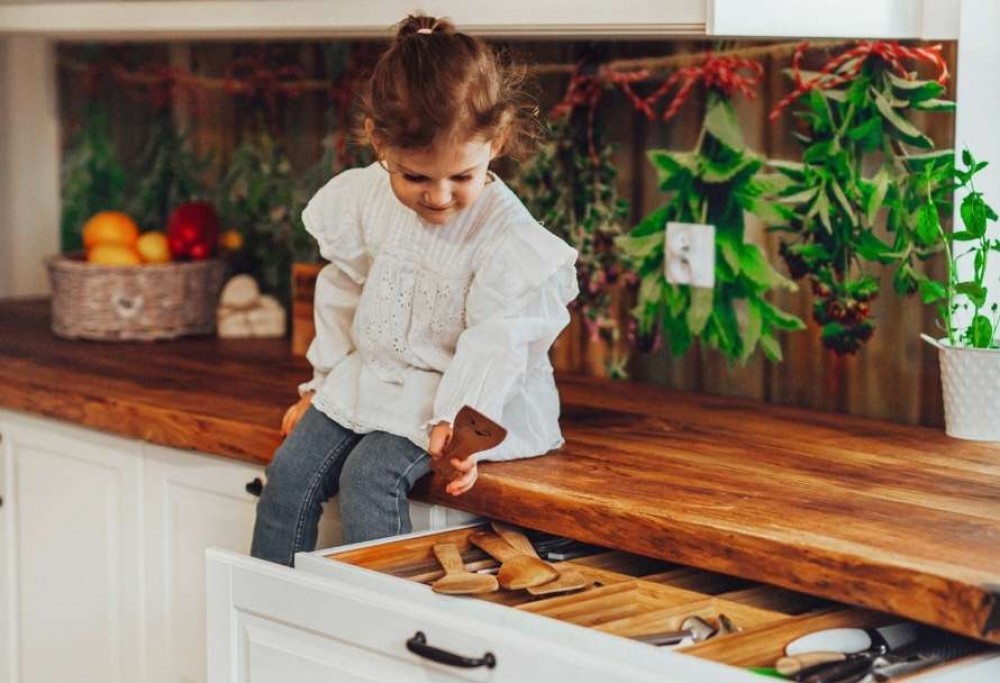 ce deasupra blatului din bucătărie